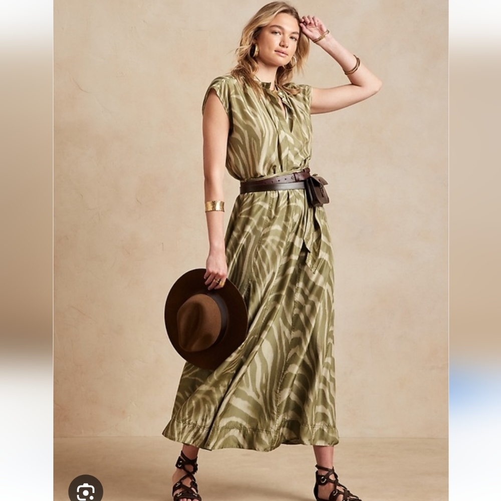Banana Republic Nocturne Silk Zebra Print Maxi Skirt Green Safari Small Petite